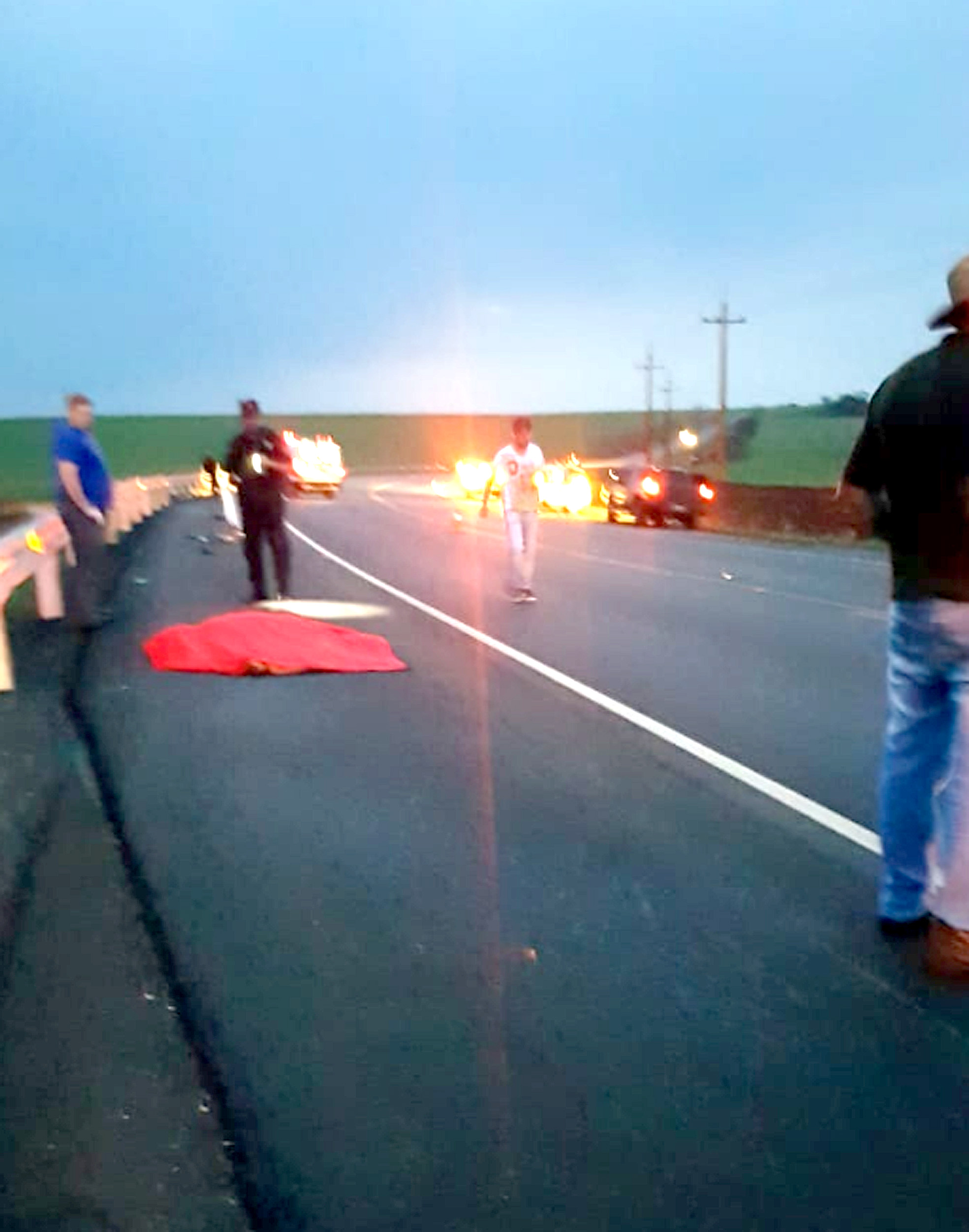 Motociclista choca contra baranda de  protección y muere de forma instantánea