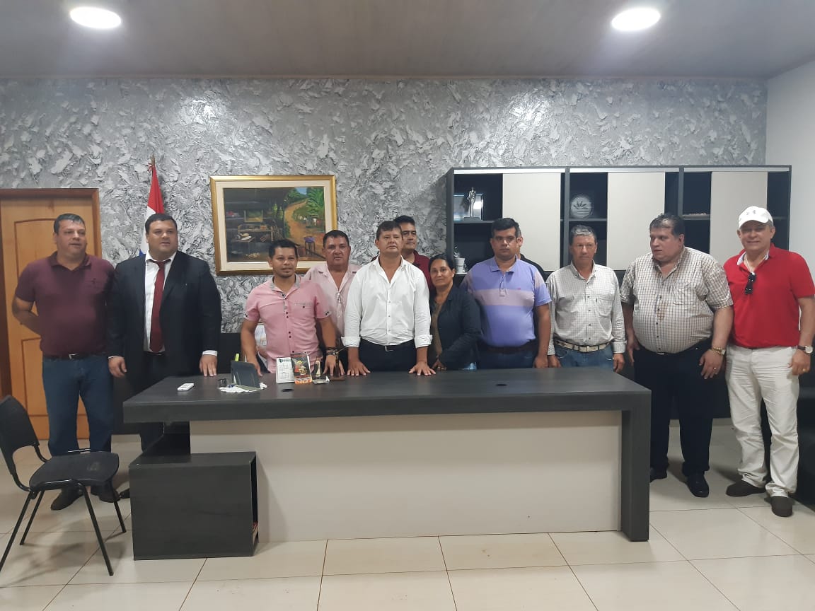 Contribuyentes de O’Leary no aceptan a Everaldo Acosta como intendente