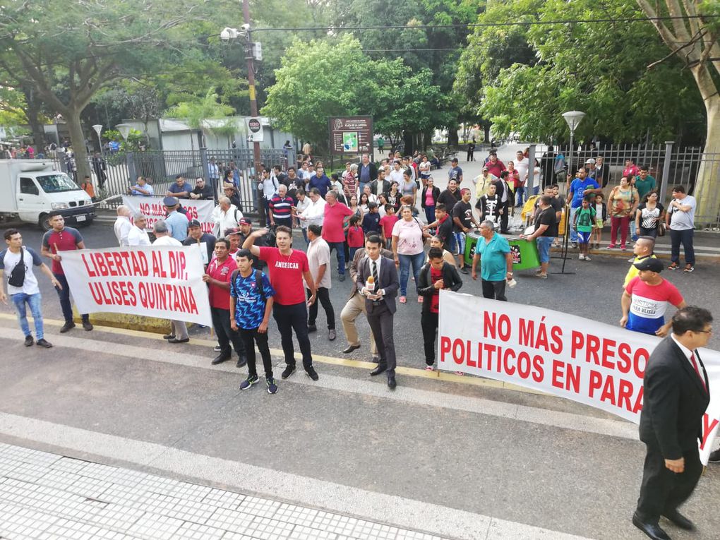 Abogados se manifiestan y piden la libertad de Ulises