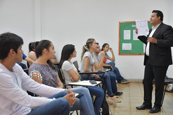 Inscripción electrónica para becas universitarias arranca este miércoles