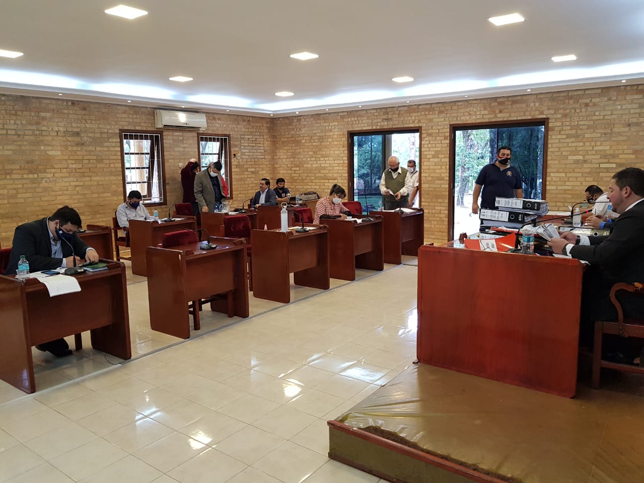 Concejales de CDE dan luz verde  para entrega de almuerzo escolar