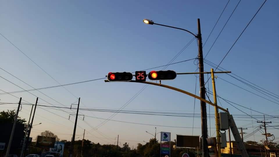 Empresa de maletín ligada a Rojas  utiliza vehículos de la Municipalidad