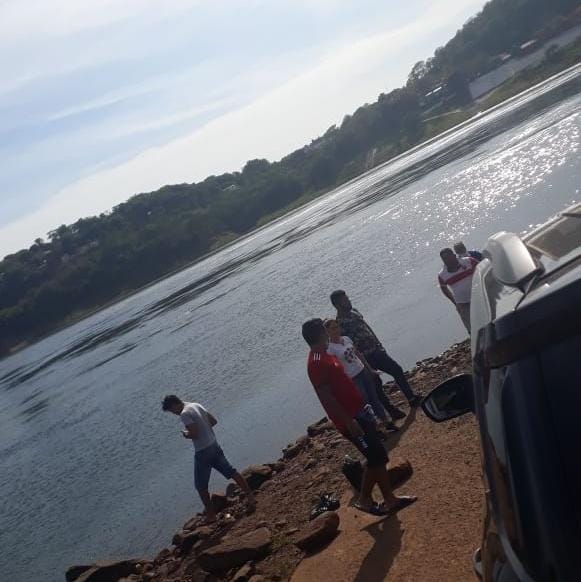 Adolescente muere ahogado  en aguas del río Paraná