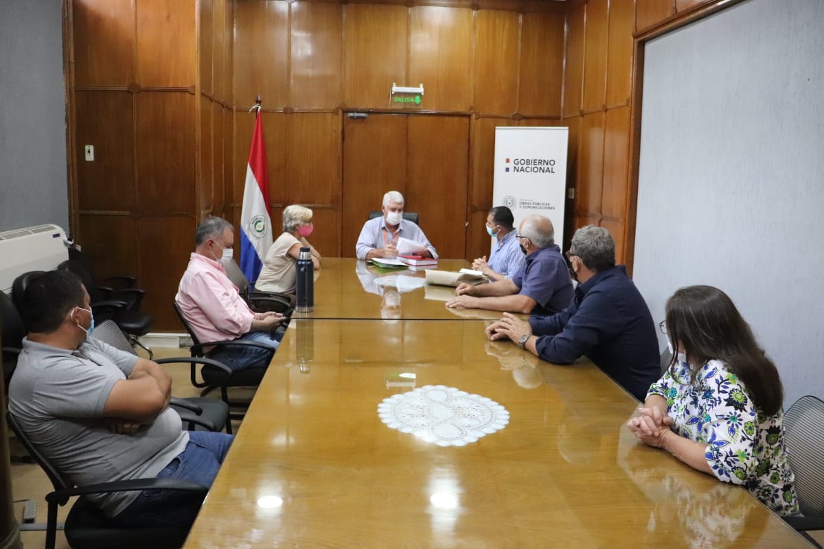 Evalúan ejecutar obras de  asfaltado en Minga Porã