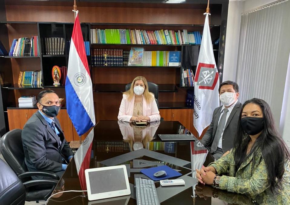 Sandra Quiñónez sigue recibiendo muestras de apoyo de organizaciones de todo el país