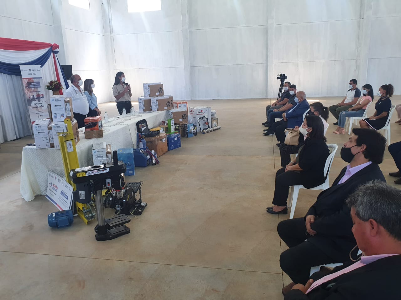 Instan a contribuir en la creación  de empleo para los paraguayos