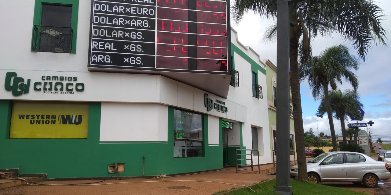 Casas de cambios siguen esperando  flexibilización de medidas antilavado de dinero