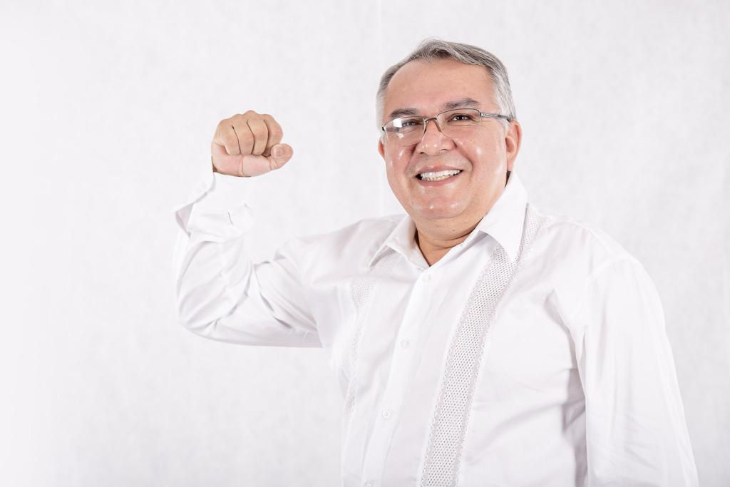 Arturo Portillo prevé importantes innovaciones en sector educativo