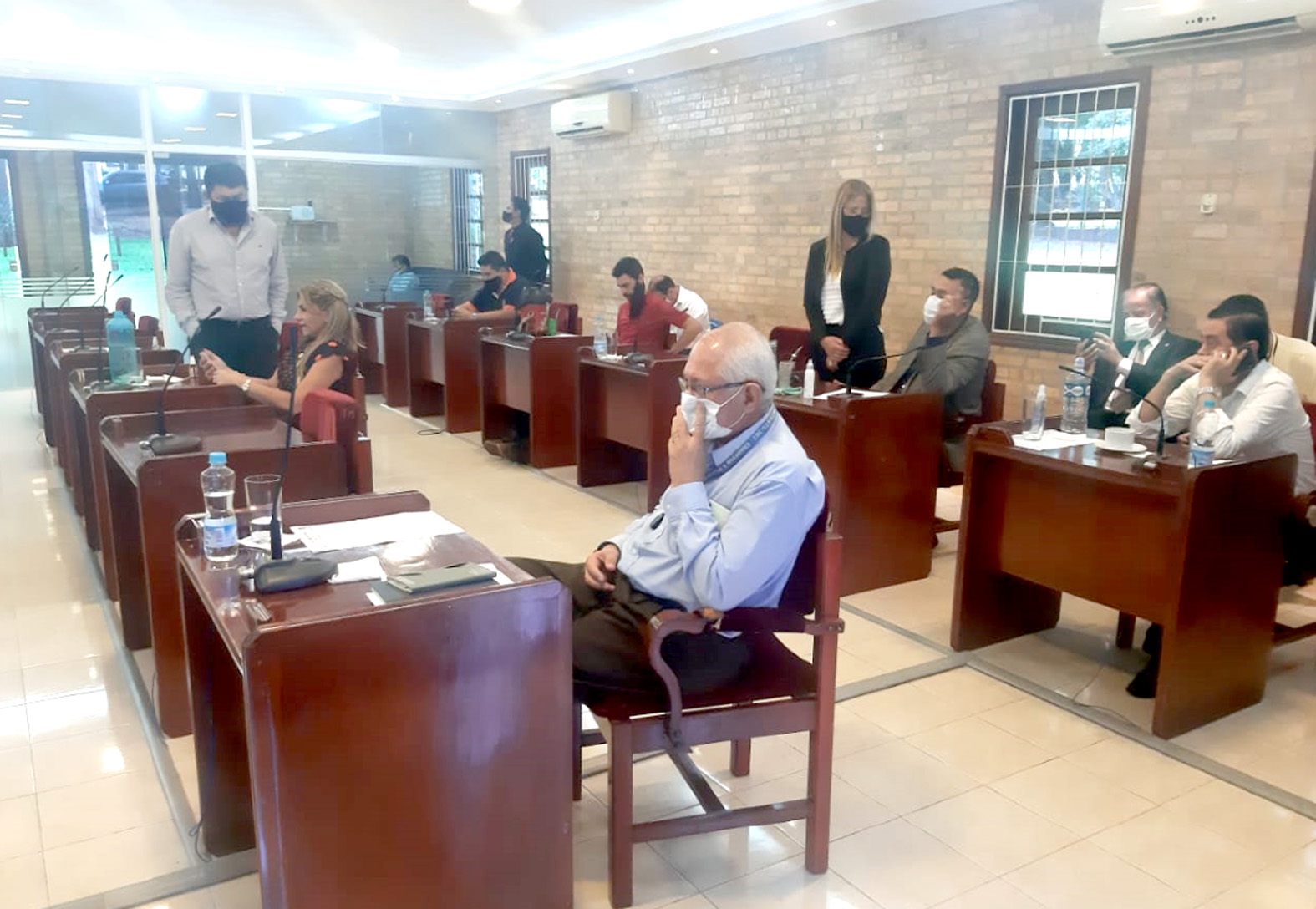 Tras clamor de pacientes y pedido de médicos, piden que comuna de CDE compre medicamentos