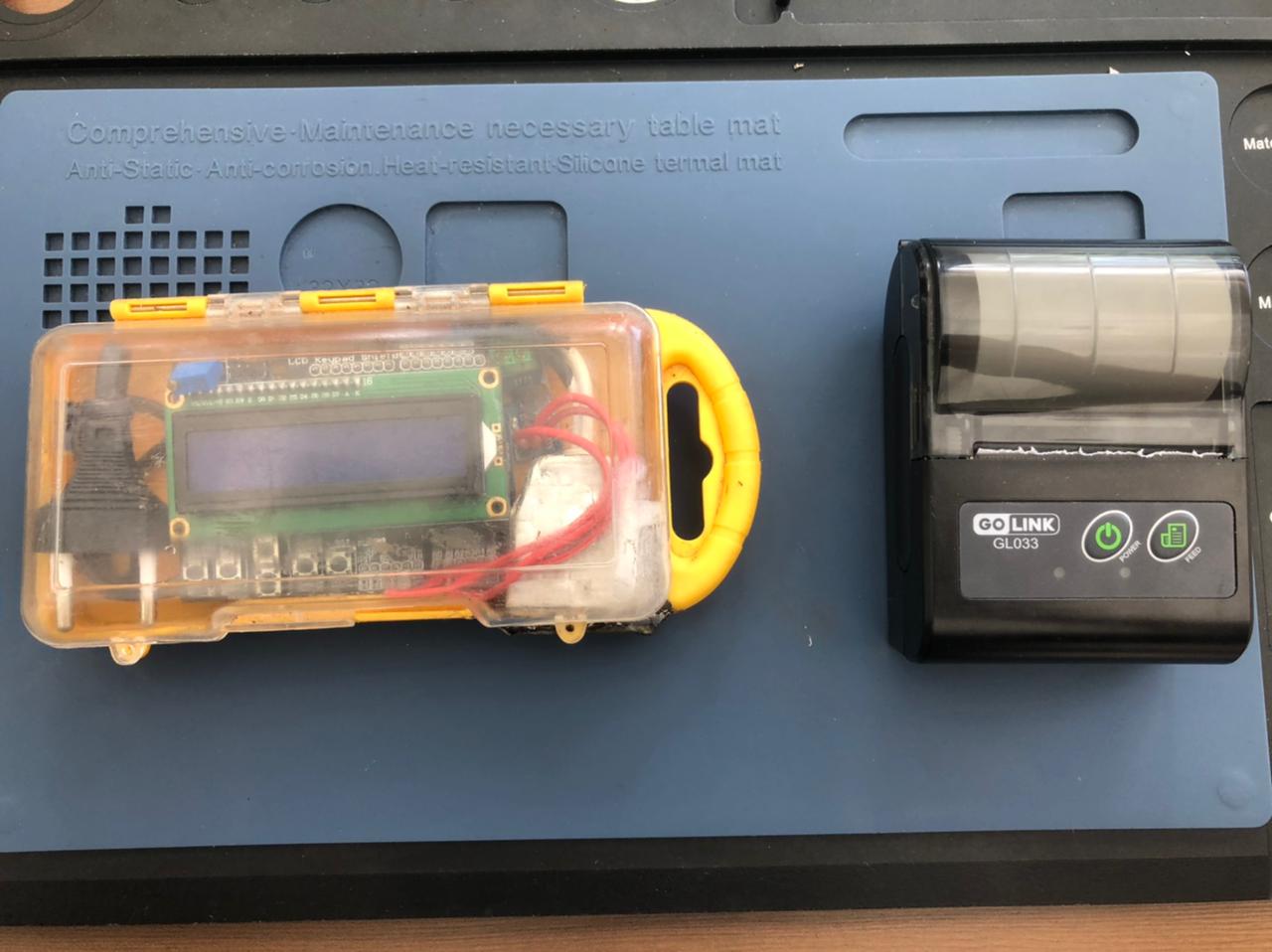 Altoparanaenses desarrollan kit para controlar uso de electricidad