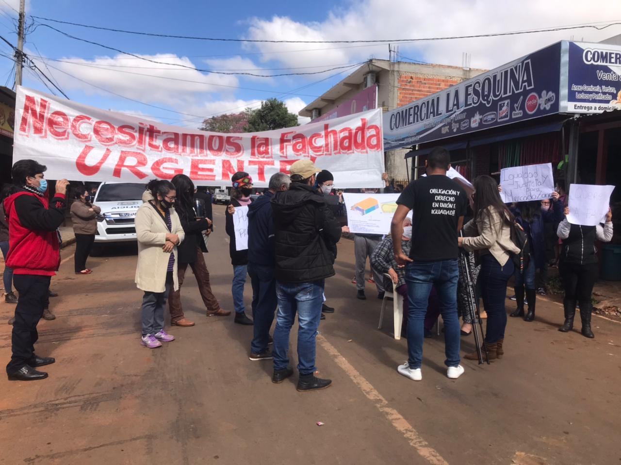 Se reunirán con Prieto para exigir que se reanuden obras en mercado zonal