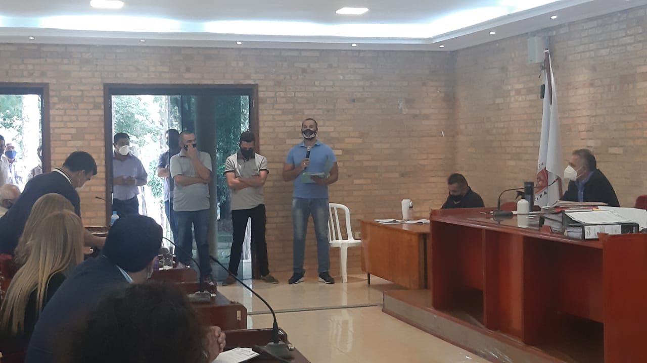 Comerciantes del mercado zonal dicen que concejales apoyan a ocupantes de veredas