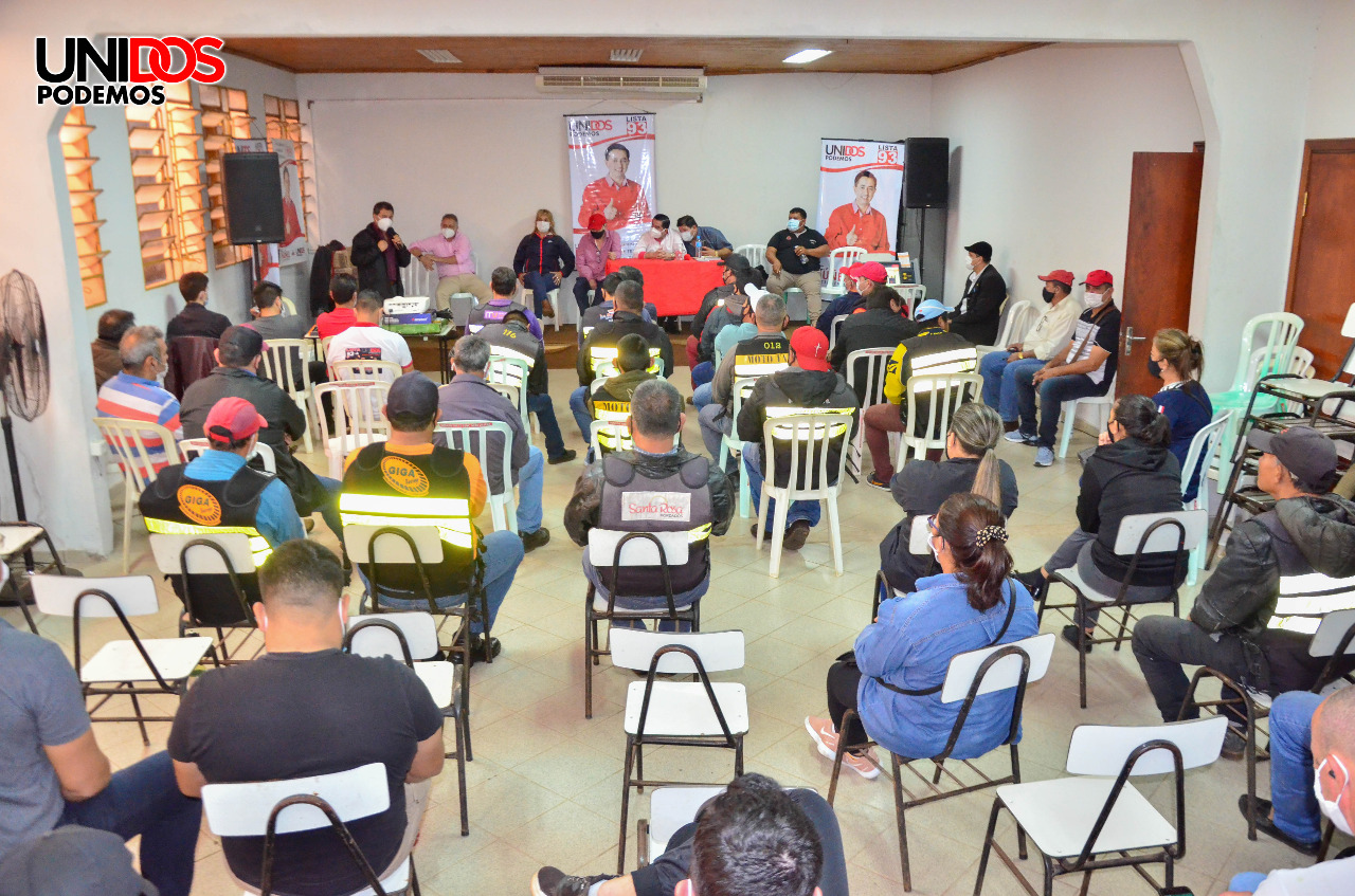 Trabajadores de la vía pública confían en propuestas de Núñez