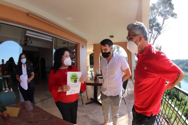 Hotel de Hernandarias recibe el sello Safe Travels