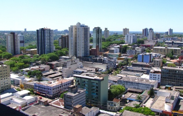 Foz de Yguazú pretende elevar la cota de 300 a 500 dólares para sus tiendas
