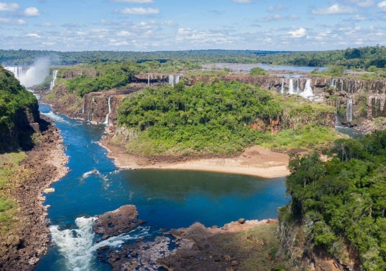 Cataratas del Yguazú también se ve muy afectada por la sequía