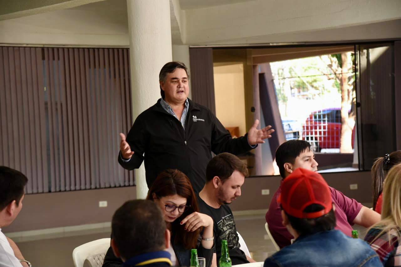 El Partido Colorado se prepara para la contienda electoral en Presidente