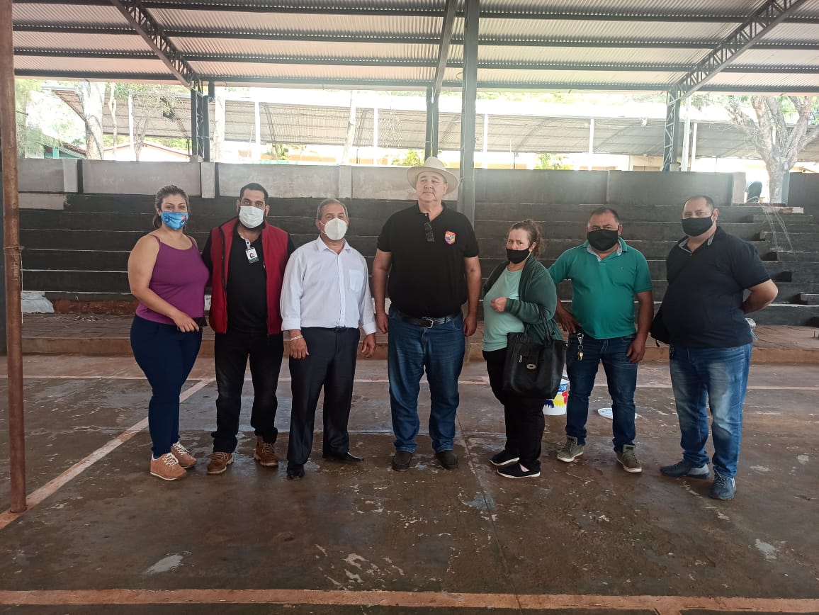 Tras cuestionamientos, ordenan acelerar obras en la Escuela Guasu