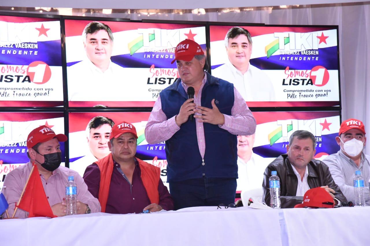 “Tiki” se presenta a candidatos y destaca unidad total de colorados en Franco