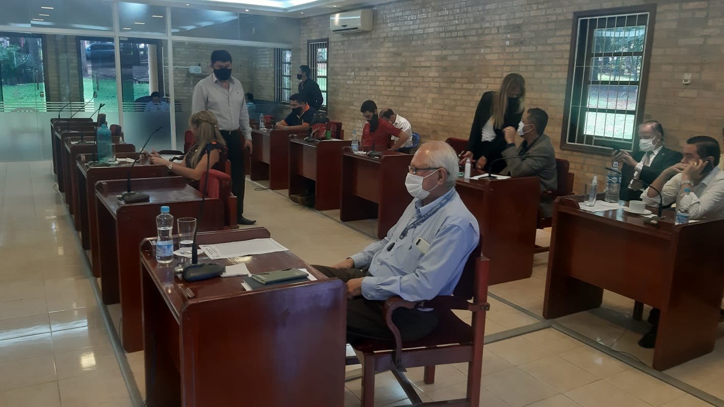 Concejales de CDE desmienten que exista pedido de préstamo para pago de salarios
