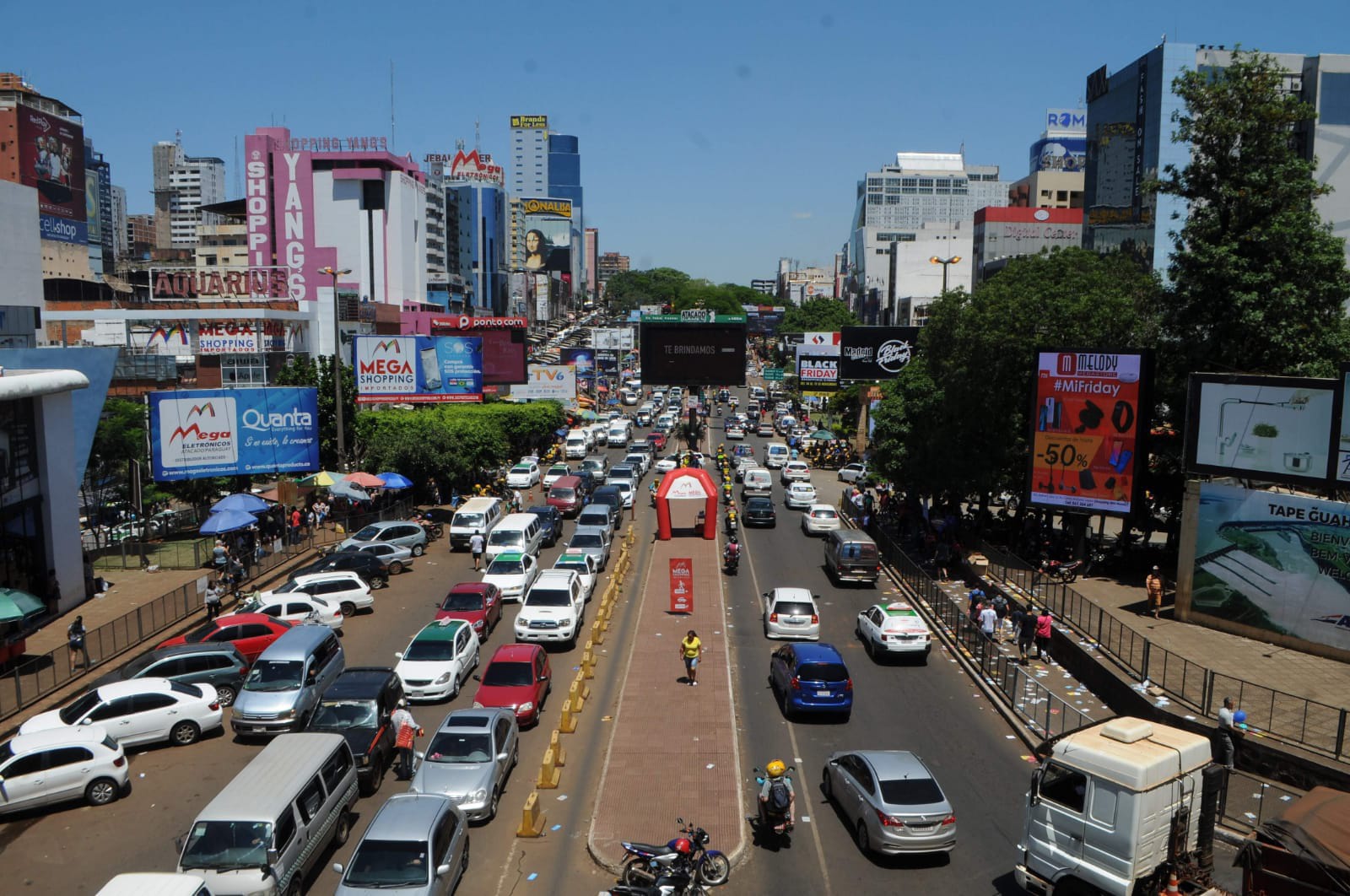 Datos del BCP muestra una recuperación del comercio
