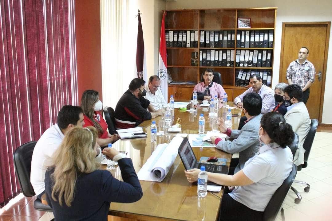Buscan mejorar avenida Gastronómica de Hernandarias
