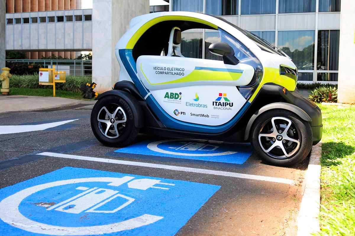 Itaipu lado brasilero ampliará uso de flota de vehículos eléctricos