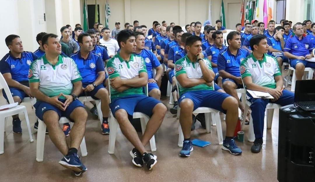 Árbitros recuerdan deuda y aclaran que no son invitados por liga local