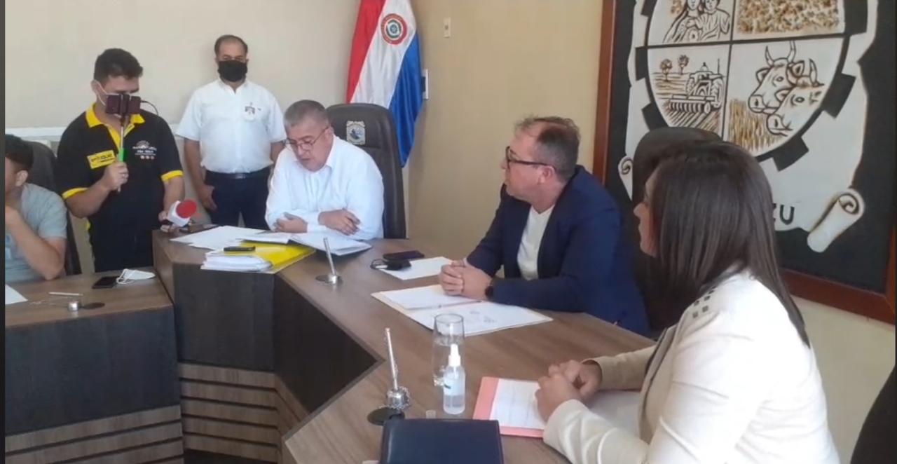Junta de Minga Guazú aprueba auditoría y pide intervención de recicladora de cubiertas