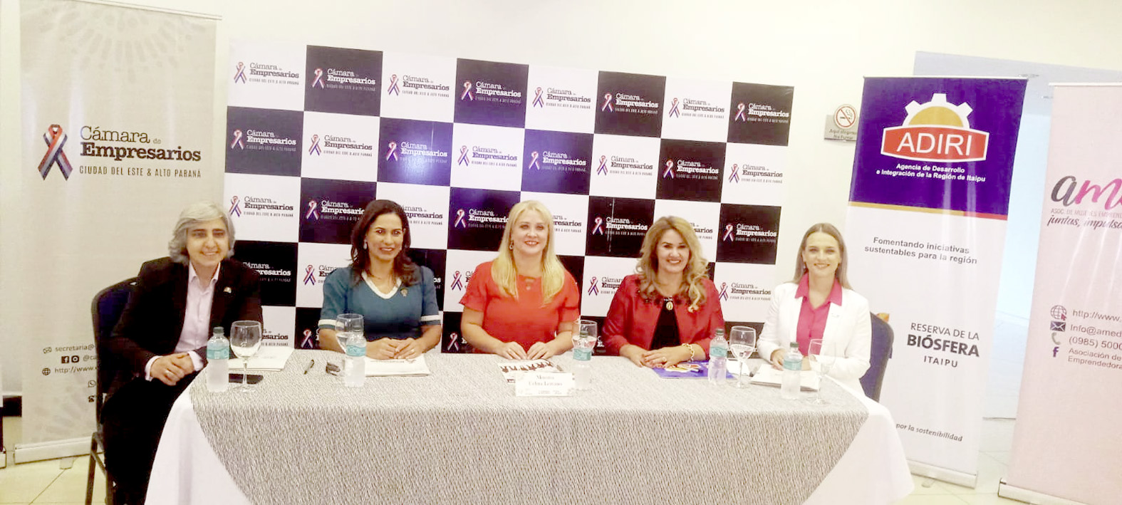 Gremios empresariales se alían con el Ministerio de la Mujer para impulsar empoderamiento femenino
