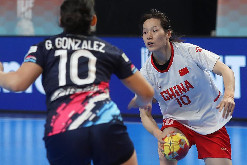 Minguera obtiene con la Albirroja triunfo en Mundial de Hándbol