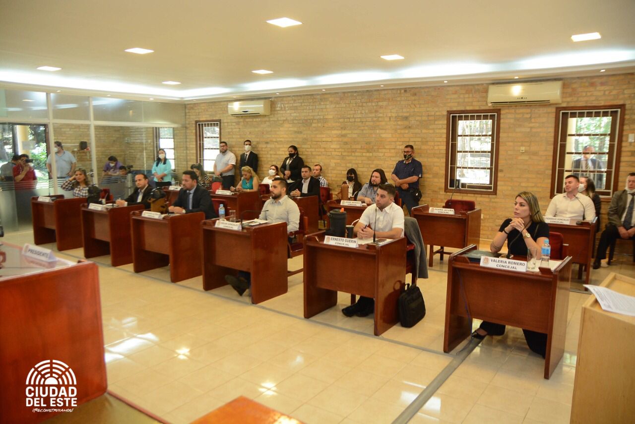 Junta pide informes, y solicitan aumentar recaudación de Comuna