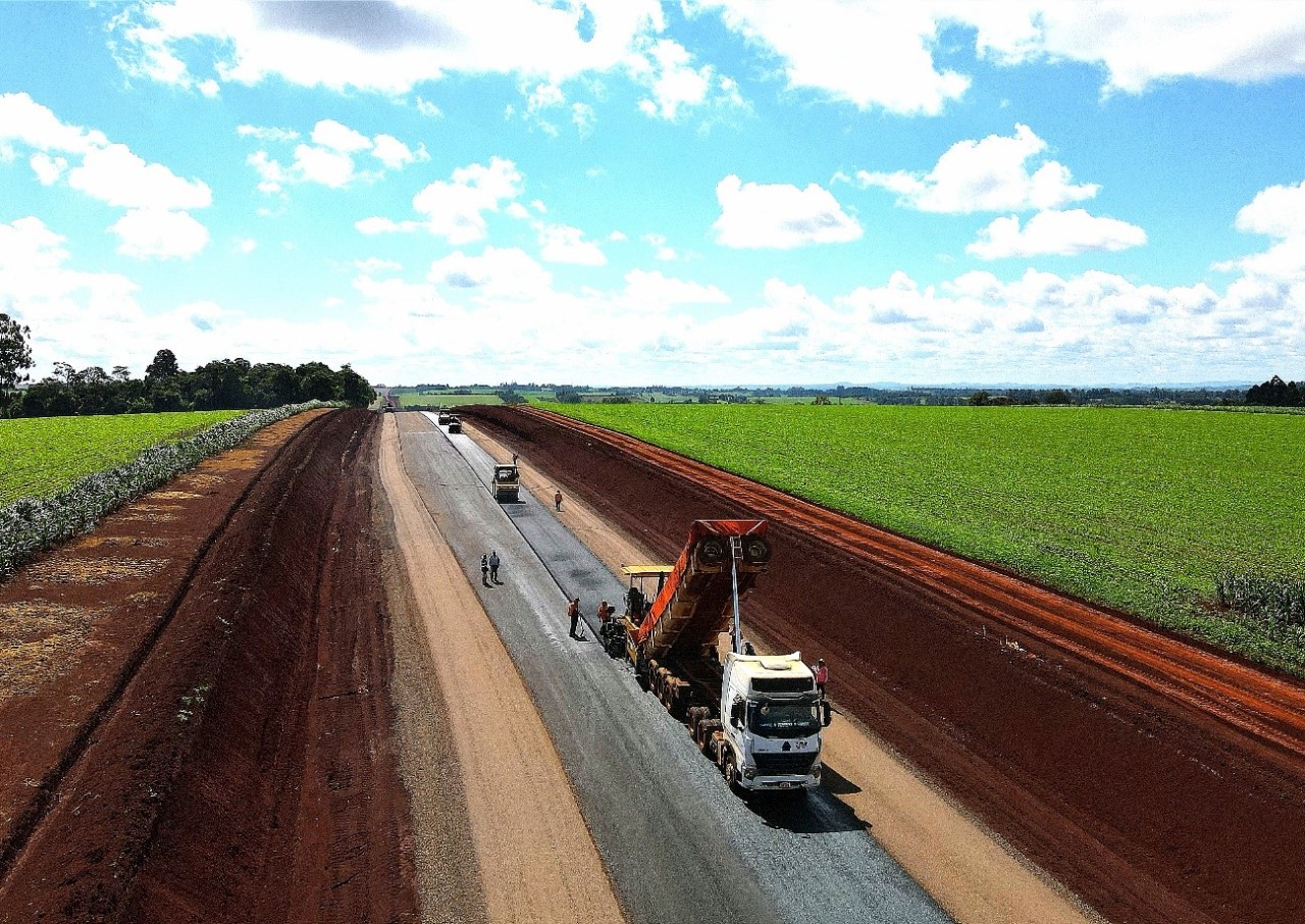 MOPC informó a representantes de la JICA sobre avances del Corredor de Exportación