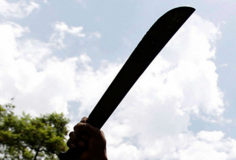 Dos hombres se machetearon y uno de ellos falleció hoy