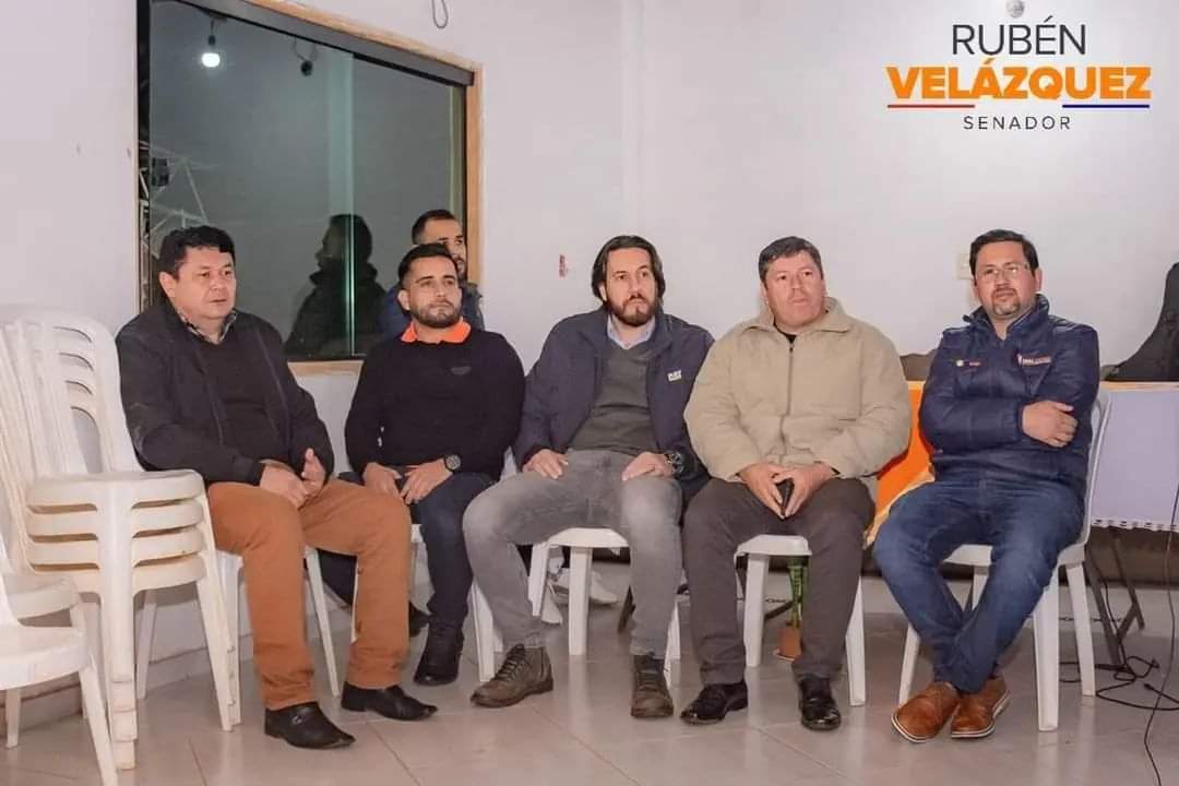 Candidatos de Yo Creo en reuniones y conversatorios con diferentes sectores
