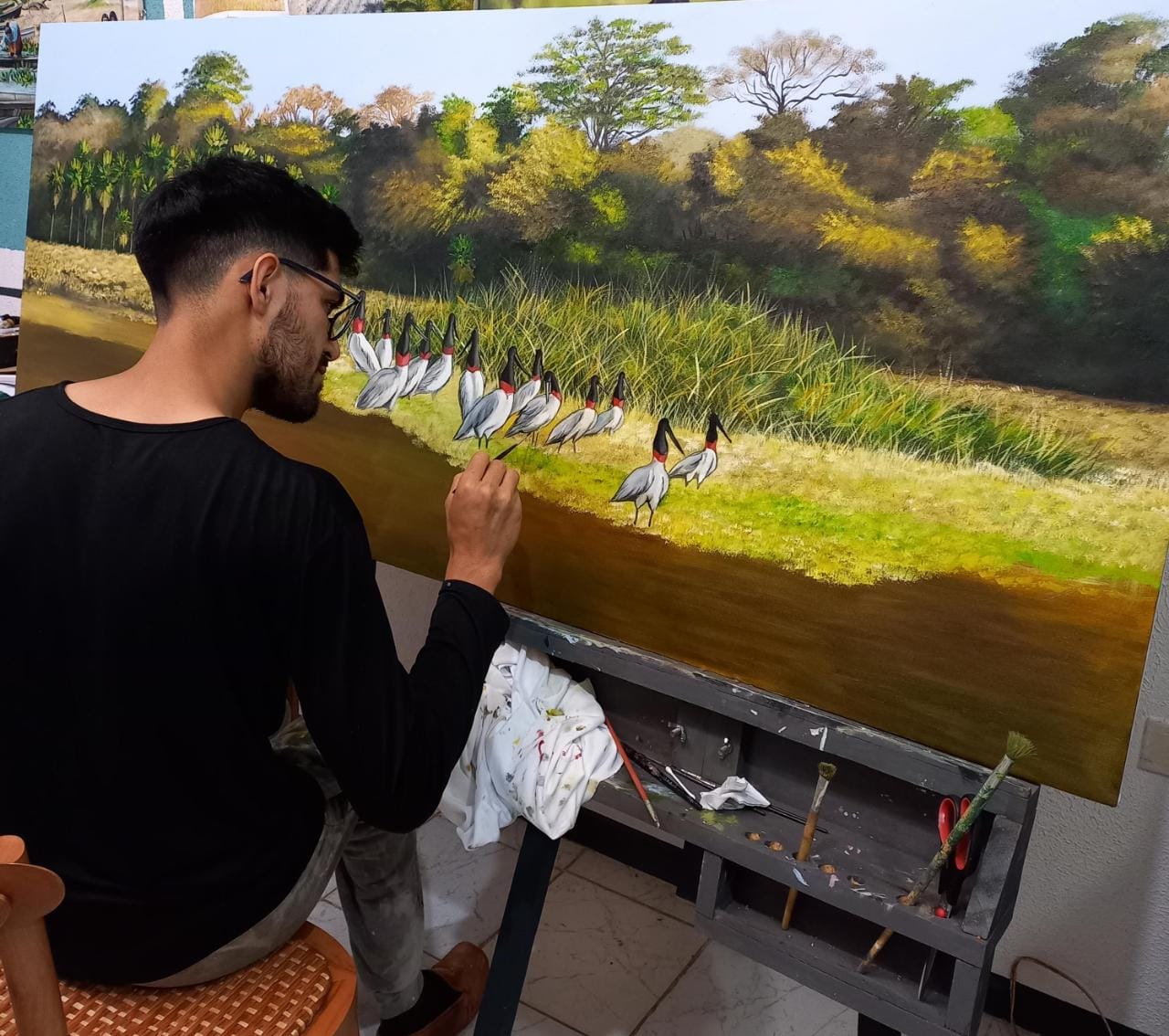 Estudiantes invitan a exposición de pinturas en el Cultural Mangoré