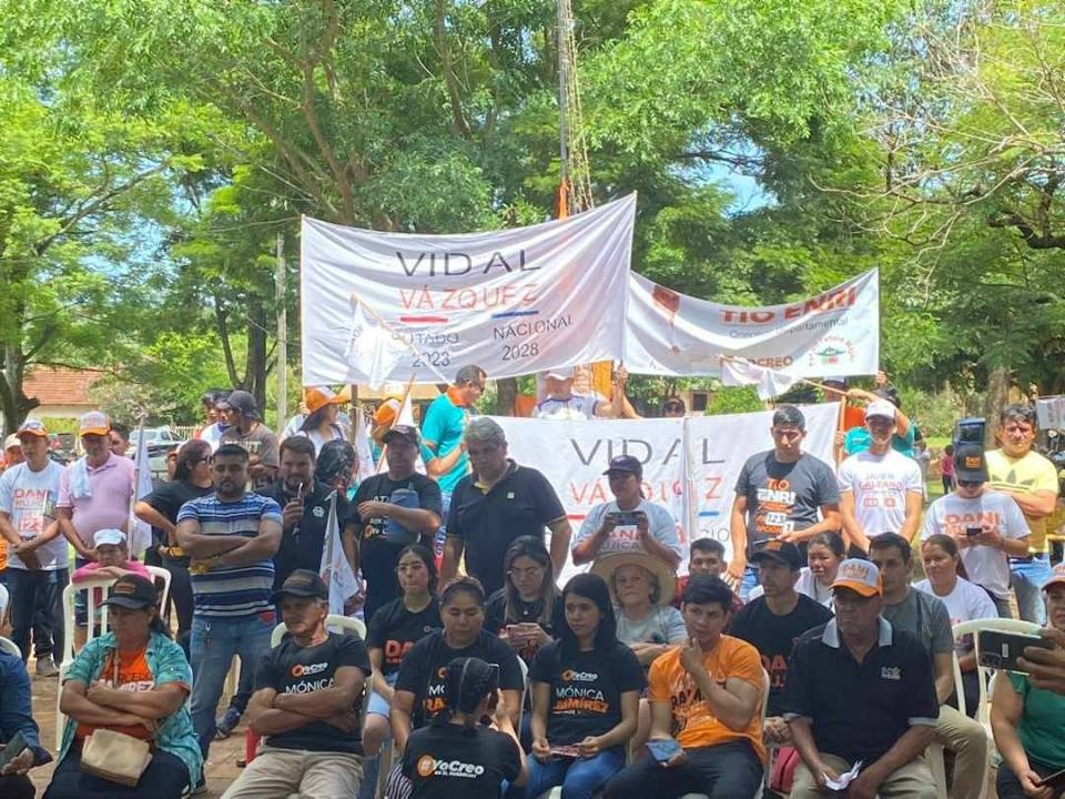 Vidal Vázquez recibió apoyo multitudinario en Mallorquín
