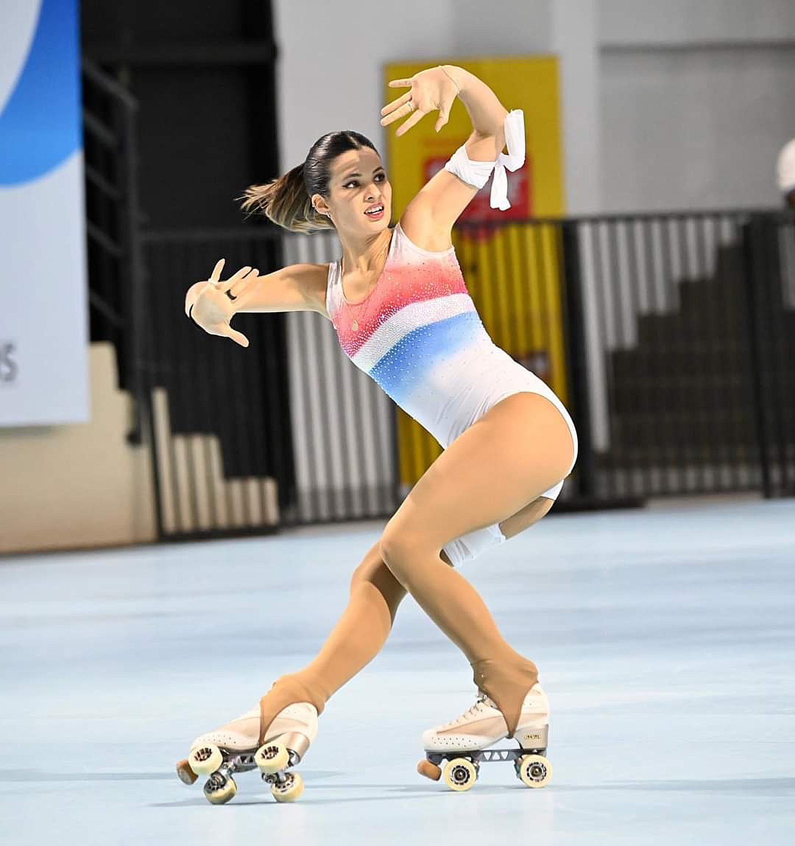 Patinadora esteña Erika Alarcón es número 1 en ranking mundial