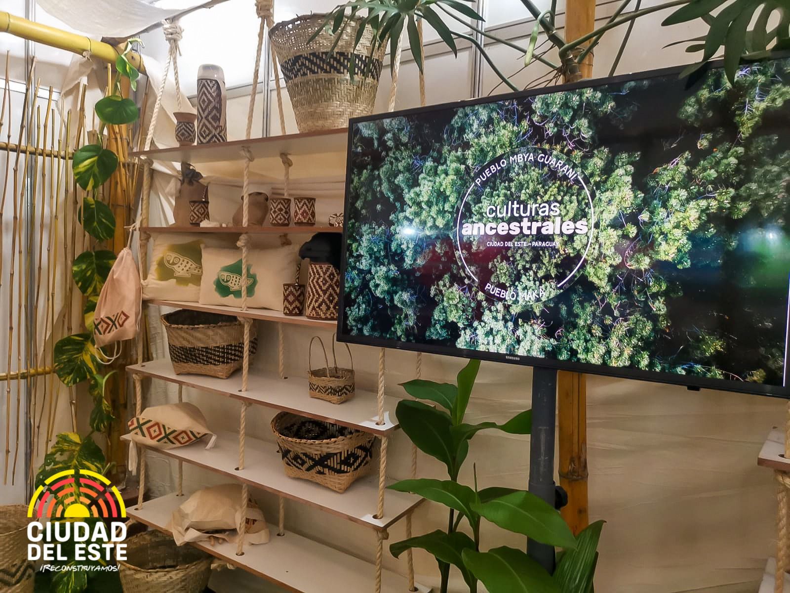 Cultura ancestral se expone en Festival de las Cataratas