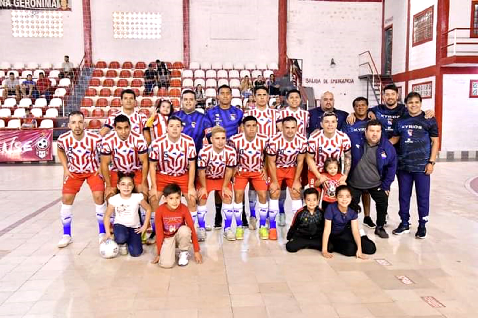 Selección paraguaya de salonismo medirá a Unión Paranaense y a Franco