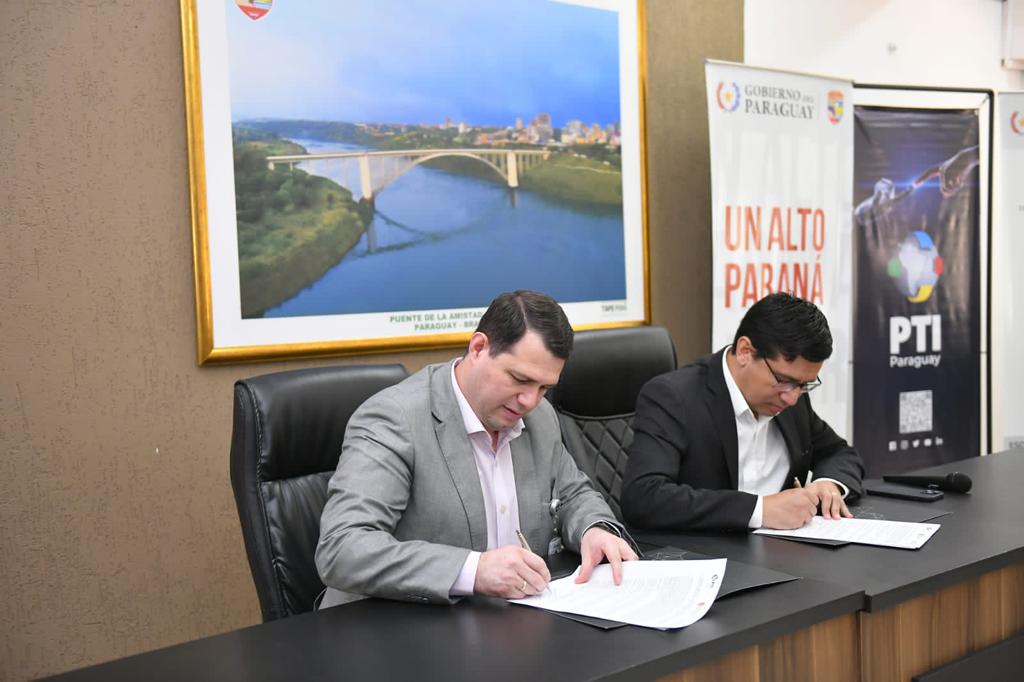Convenio entre PTI y la Gobernación para brindar capacitación de alto nivel