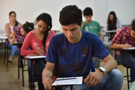 La Gobernación del Alto Paraná abre inscripción para 500 becas universitarias
