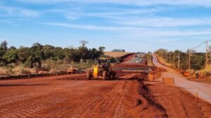 Avanza a paso firme la pavimentación de la Ruta PY21 en Puerto Indio