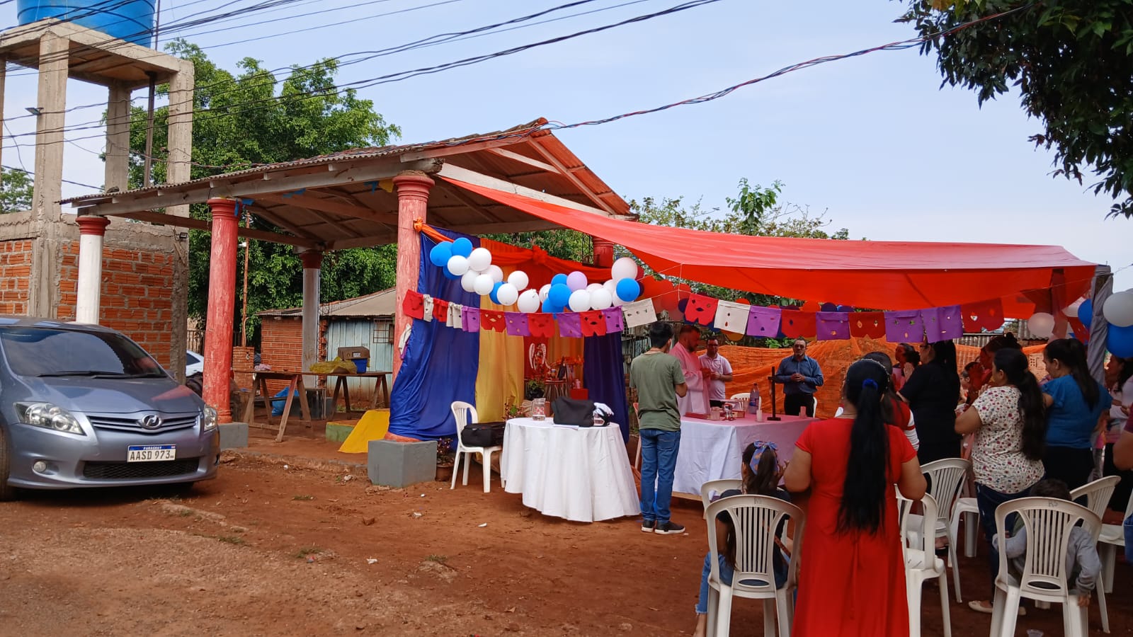 Piden apoyo para mejorar capilla de San Miguel en un barrio de CDE