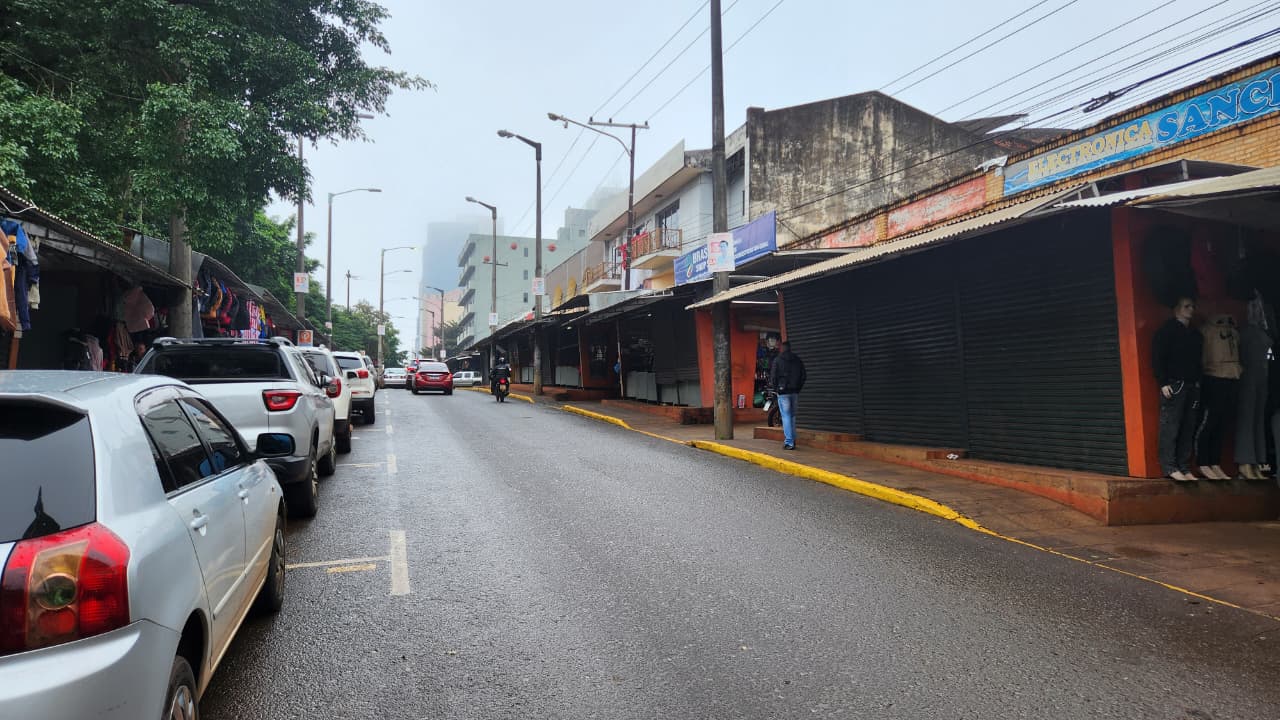Muchas casillas del centro cerraron tras feriado por victoria de Paraguay